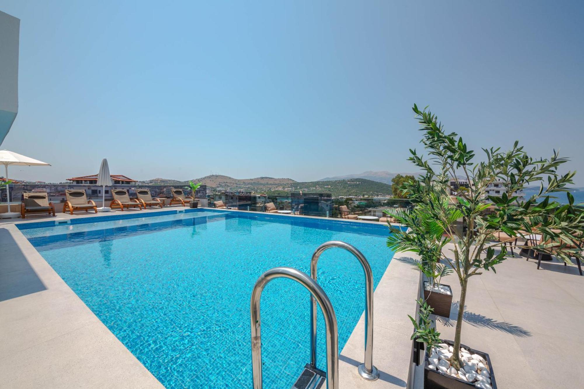 L'Amo Del Mare Hotel Ksamil Ngoại thất bức ảnh