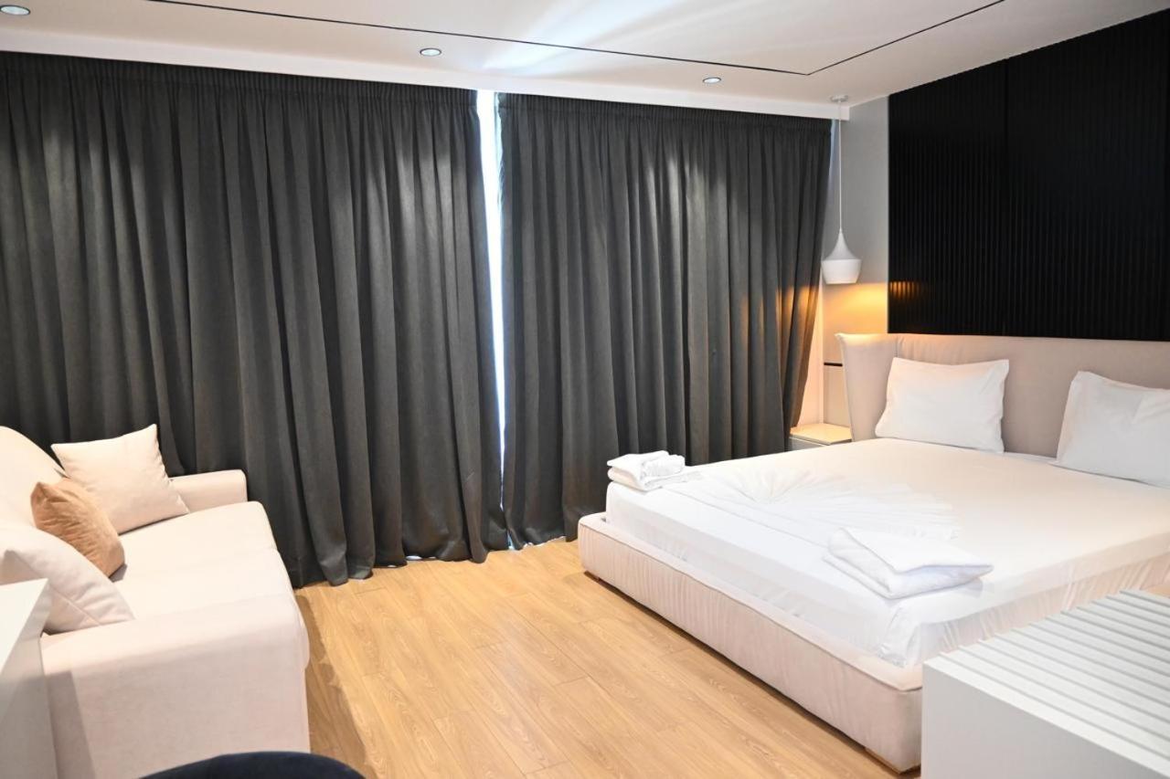 L'Amo Del Mare Hotel Ksamil Ngoại thất bức ảnh