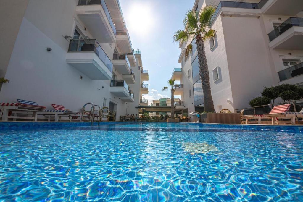 L'Amo Del Mare Hotel Ksamil Ngoại thất bức ảnh