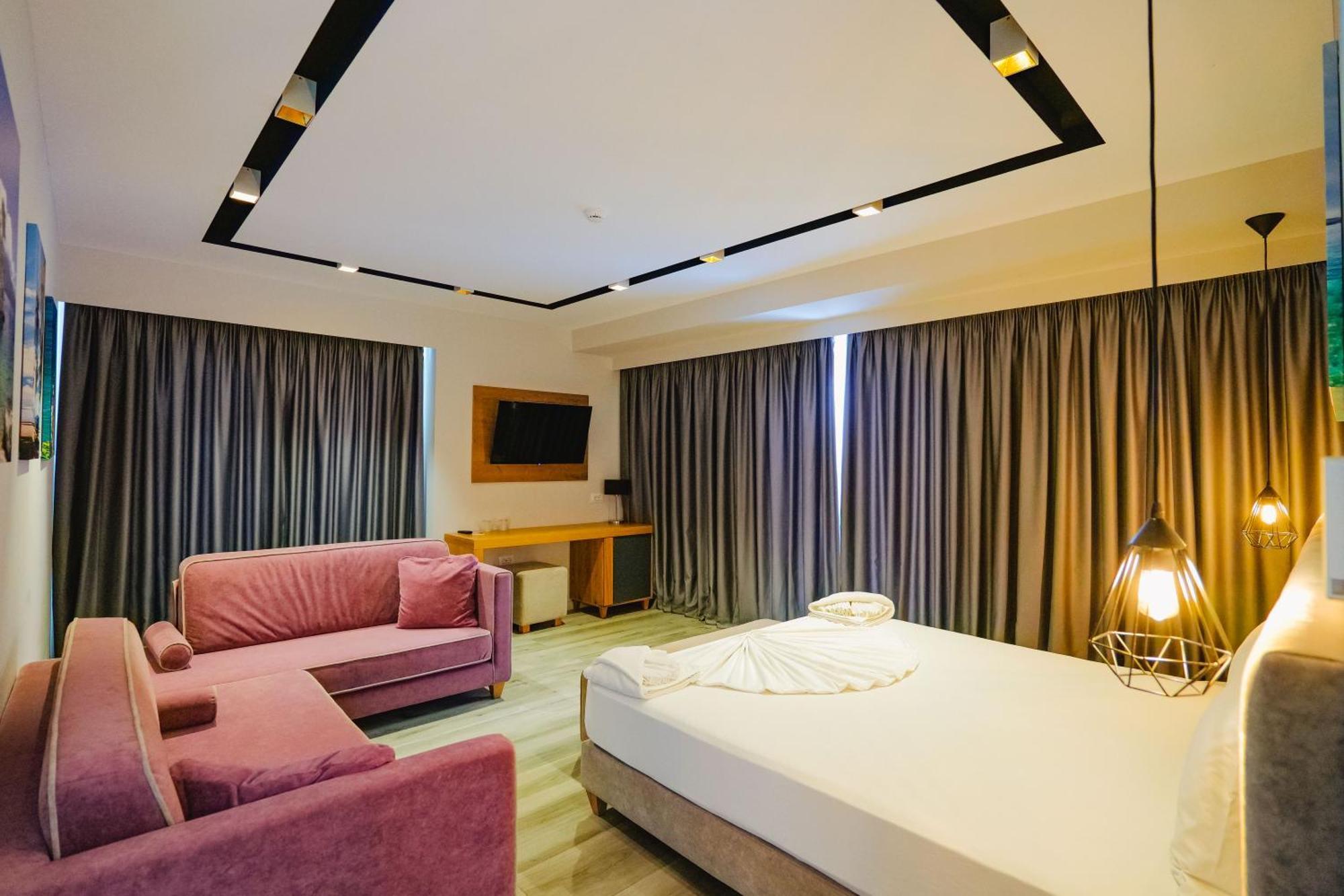 L'Amo Del Mare Hotel Ksamil Ngoại thất bức ảnh
