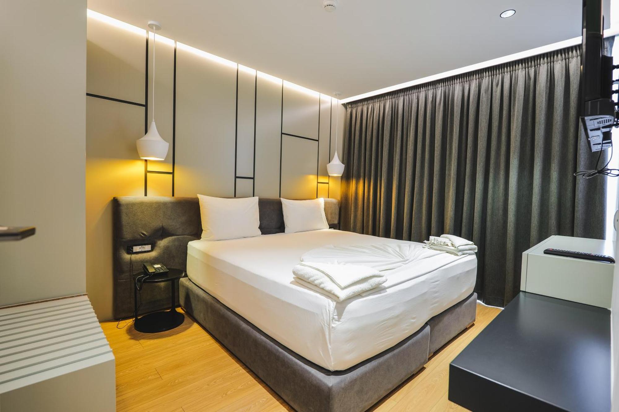 L'Amo Del Mare Hotel Ksamil Phòng bức ảnh