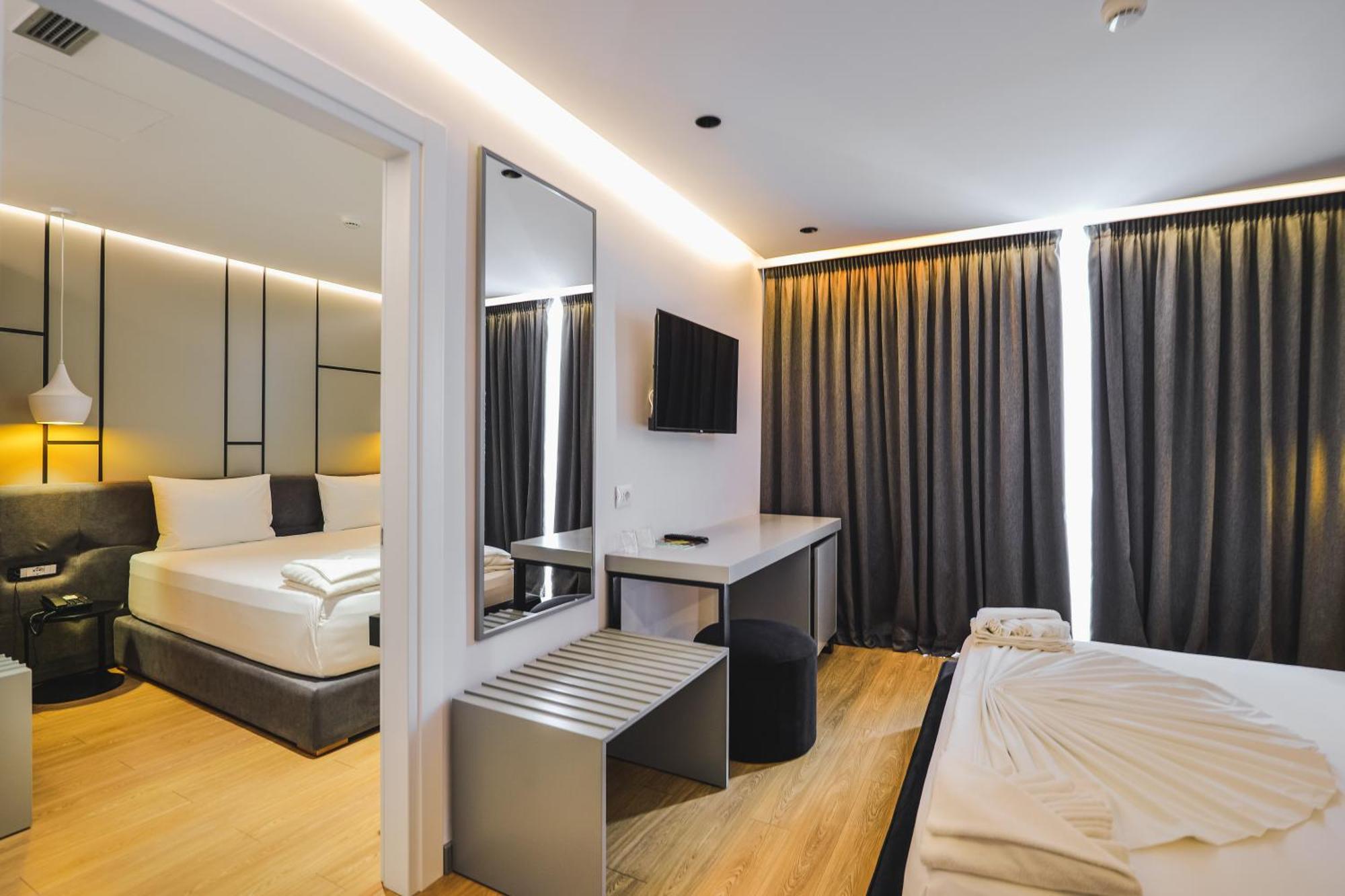 L'Amo Del Mare Hotel Ksamil Ngoại thất bức ảnh